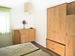 Schlafzimmer auf maß in Holz